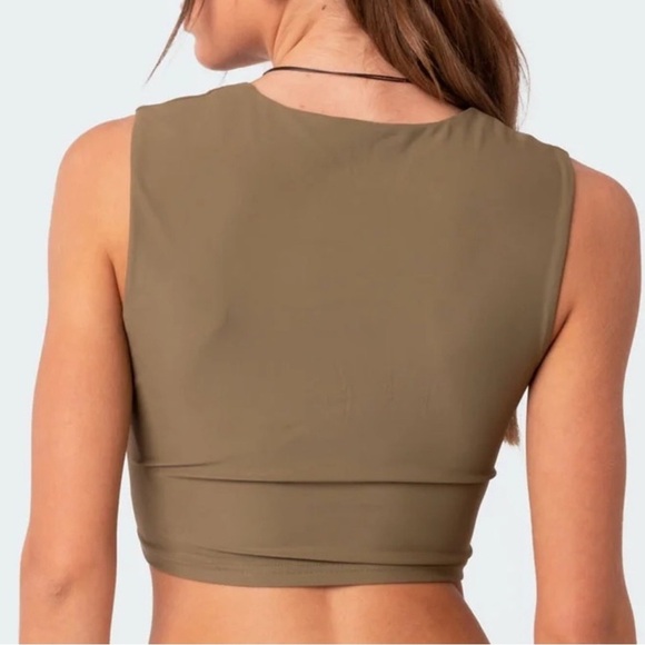 Green Edikted It Girl Square Neck Crop Top size large. - Picture 2 of 5